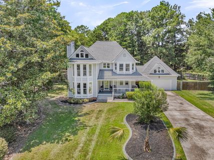 14 Brigadoon Place