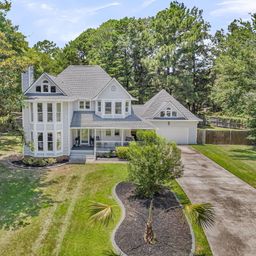 14 Brigadoon Place
