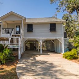 864 Club Cottage Road