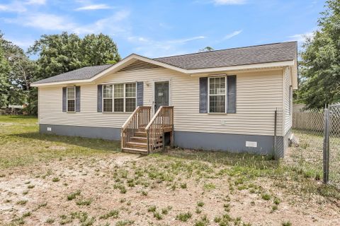 115 Decker Court