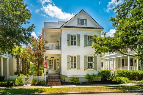 229 N Shelmore Boulevard