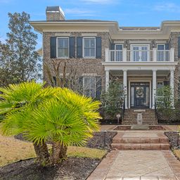 75 Delahow Street