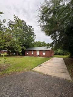 141 Waycross Street