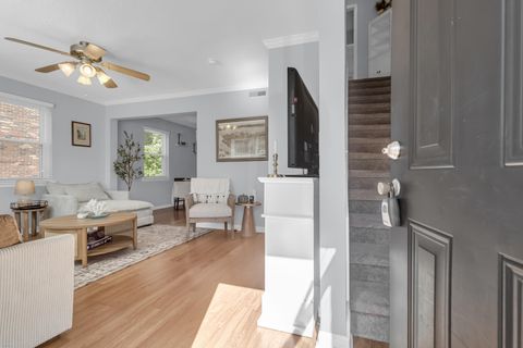 415 Parkdale Drive 17a