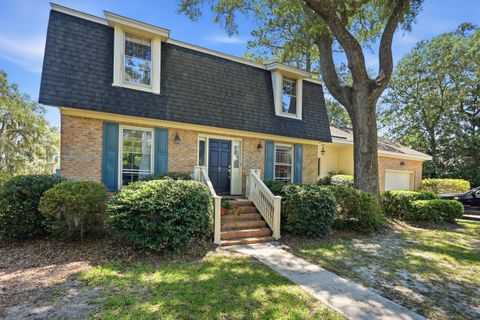 7 Garden Corner Court