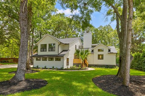 1134 Greenview Lane