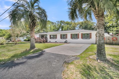 104 Cannon Avenue