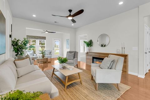 109 Harbor Point Court