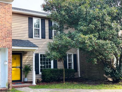904 Beresford Court
