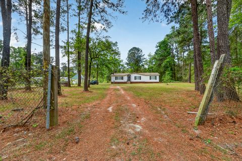 1093 Tobacco Road