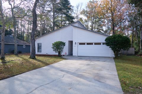 1427 Emerald Forest Parkway