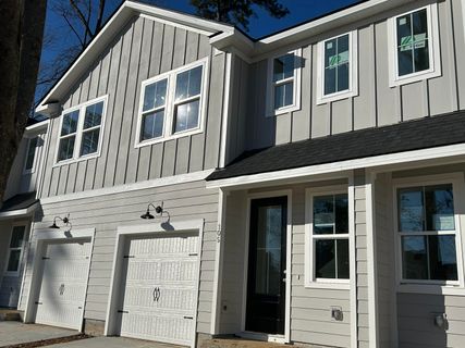 105 Berry Shoals Drive