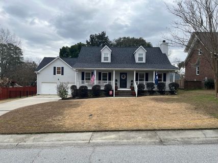 6 Leone Lane