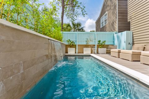 67 Spring Street A active home in Cannonborough-Elliotborough, Charleston, SC
