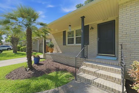 2435 Lantern Street active home in Myrtle Grove, Charleston, SC