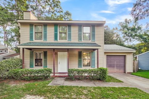 105 Bridgecreek Drive active home in Crowfield Plantation, Goose Creek, SC