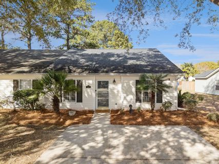 1442 Amanda Park Lane
