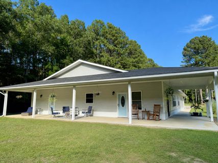 1090 Winding Pond Road