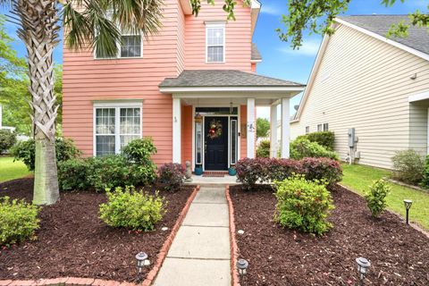 215 Trillium Avenue active home in White Gables, Summerville, SC
