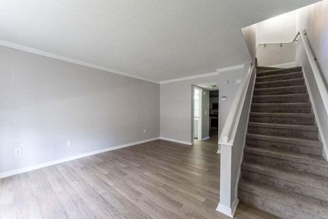 1713 Boone Hall Drive 14 I-14