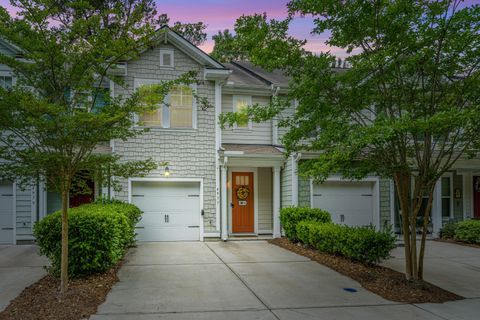 4977 Hay Bale Court active home in Wescott Plantation, Summerville, SC