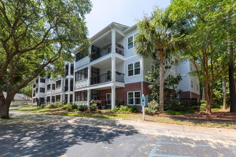 1025 Riverland Woods Place Apt 710