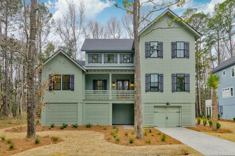 1632 John Fenwick Lane active home in The Preserve At Fenwick Plantation, Johns Island, SC