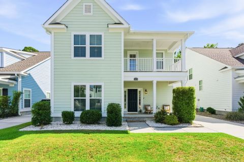 1698 Sparkleberry Lane
