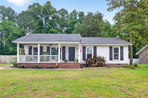 213 Elm Street active home in Mitten Park & Terrace, Moncks Corner, SC