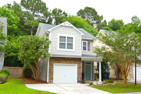 1790 Towne Street active home in The Cottages At Johns Island, Johns Island, SC