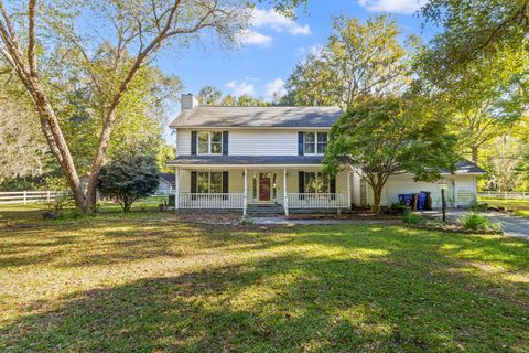2207 Clam Drive