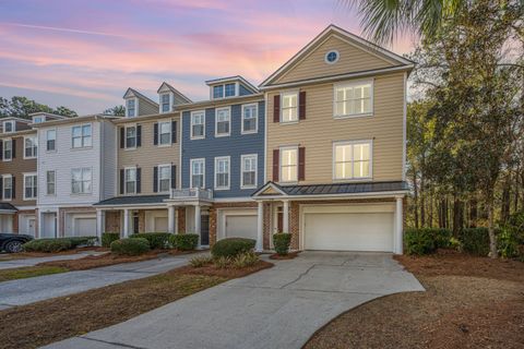 228 Fair Sailing Road active home in Dunes West, Mount Pleasant, SC