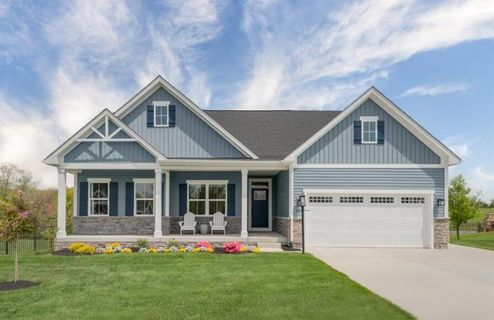 1027 Thinleaf Avenue active home in Pine Ridge Estates, Ridgeville, SC
