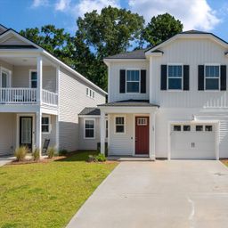 127 Hawthorne Landing Drive