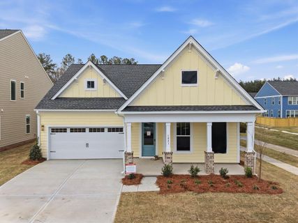 1041 House Finch Avenue 12