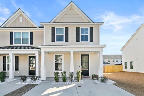 350 Green Fern Drive