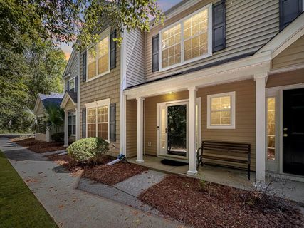 1005 Island View Court