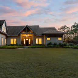 4105 Gnarled Oaks Lane