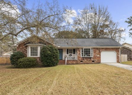302 Chessington Circle
