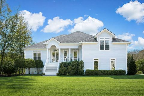 2925 Maritime Forest Drive