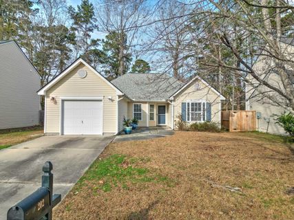 202 Moon Shadow Lane