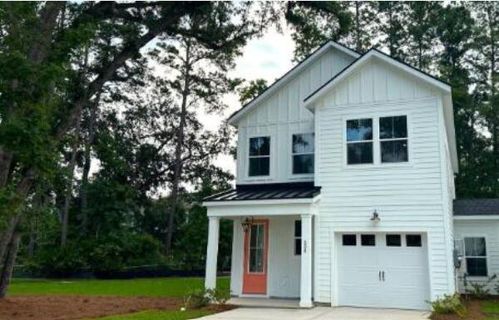 177 Claret Cup Way