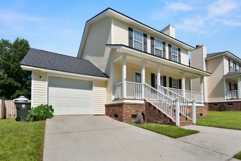 305 Northam Court