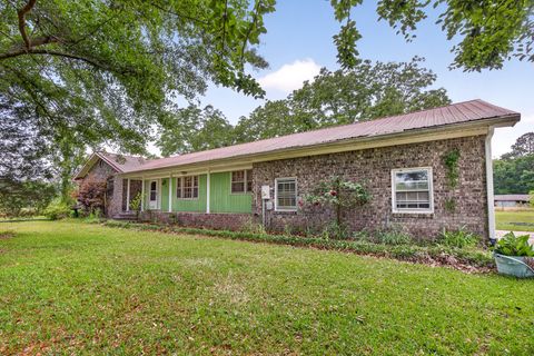 1625 Alexander Circle