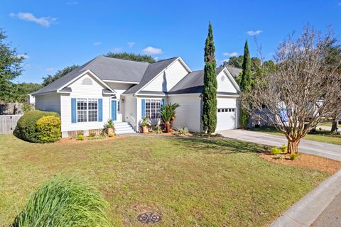 1504 Old Village Drive active home in Old Village Landing, Mount Pleasant, SC