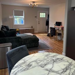 211 Congress Apt B