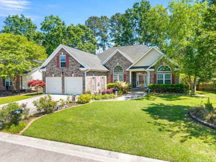 104 Long Cove Bend active home in Pine Forest Country Club, Summerville, SC