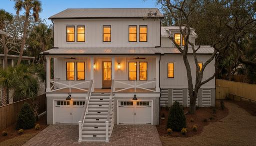 6 29th Avenue