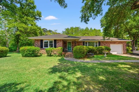 2203 Glendale Drive
