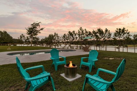 562 Pontoon Road